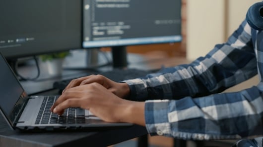 Стартирай кариера в IT - Java vs. JavaScript
